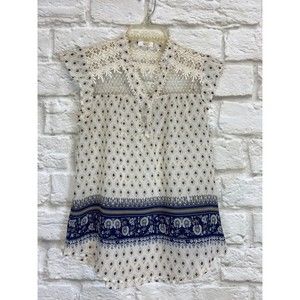 MINE brand Womens Feminine Top Size SMALL Lace Trim Cap Sleeves Button Front